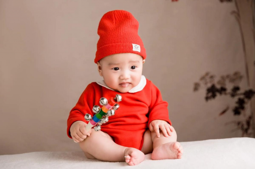 桦甸宝宝几个月戴银手镯好 桦甸宝宝几个月戴银手镯好